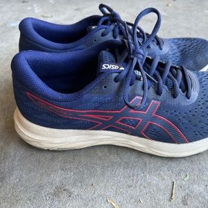 ASICS gel excite 7 size 9.5
